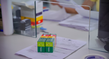 Secretaria da Saúde informa que a retirada de medicamentos no Juarez Barbosa será com data marcada